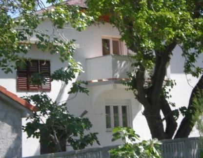 Apartman i sobe, частни квартири в града Rab, Хърватия