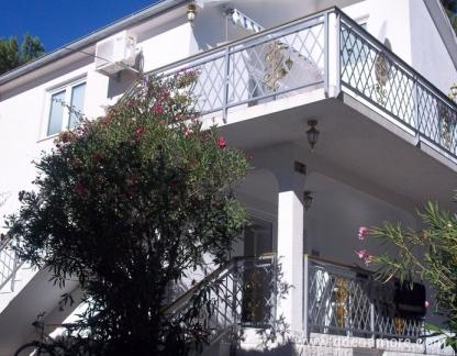Apartmani Milenka, Частный сектор жилья Рогозница, Хорватия