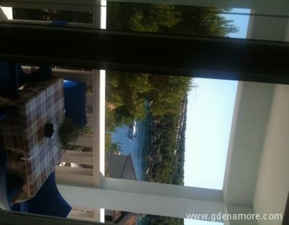 Apartmani &Scaron;imić, private accommodation in city Brač, Croatia
