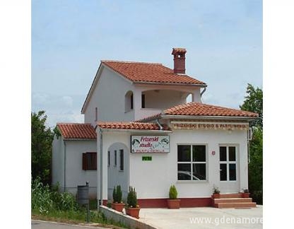Apartmani Marina, private accommodation in city Fažana, Croatia - 1