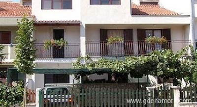 Apartments Kiwi, Privatunterkunft im Ort Rovinj, Kroatien