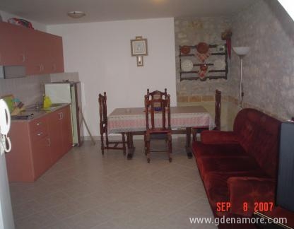Apartmani &amp;#34;IVA&amp;#34;, zasebne nastanitve v mestu Vrsar, Hrva&scaron;ka - Dnevni boravak