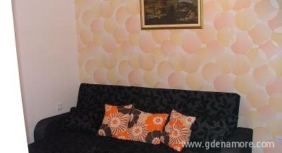 Jednosoban i dvosoban  stan, Privatunterkunft im Ort Sutomore, Montenegro