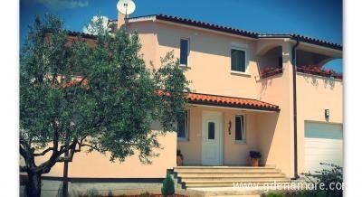 Apartmani Irena, Privatunterkunft im Ort Fažana, Kroatien